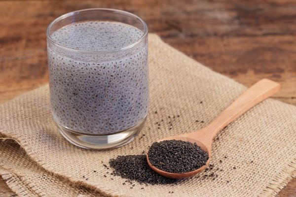نحوه مصرف دانه چيا؛ خوردني سرشار از مواد مغذي