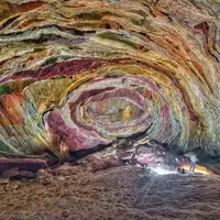 زیباترین غار نمکی جهان در قشم