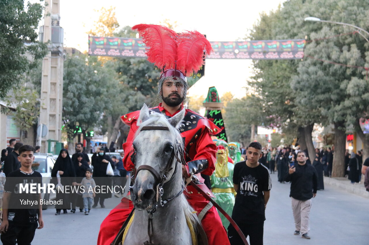 آخرین خبر بازسازی نمادین ورود کاروان اهل بیت ع به شهر شام در کرمانشاه