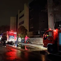 عکس/ آتش‌سوزی در دانشگاه صنعتی اصفهان و فوت یک دانشجو