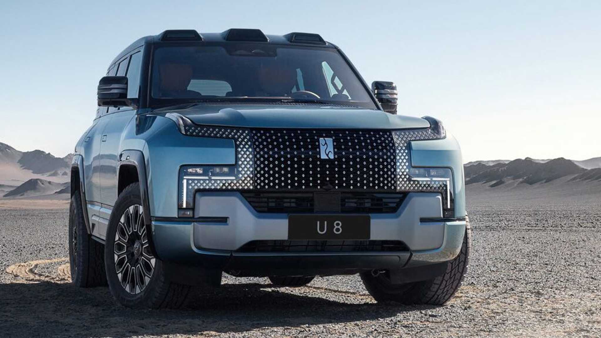 مانورهای عجیب «بی وای دی یانگ وانگ U8»