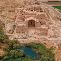  کاخ «اردشیر بابکان» به‌ یادگار مانده از دوره ساسانیان در فیروزآباد، استان فارس