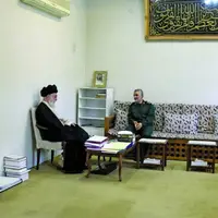 تصویر متفاوتی از دیدار سردار حاج قاسم سلیمانی با رهبر انقلاب