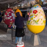 عکس/ جشنواره تخم مرغ رنگی و تابلو نقاشی