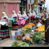 عکس/ استقبال از نوروز با کارناوال شادپیمایی در کلاچای رودسر