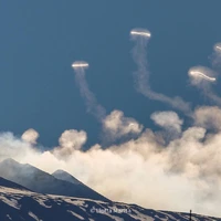 پدیده ی نادر smoke rings از کوه آتشفشانی «آتنا» منتشر شده
