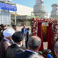 عکس/ افتتاح فاز دوم نیروگاه برق سمنان توسط رئیس جمهور