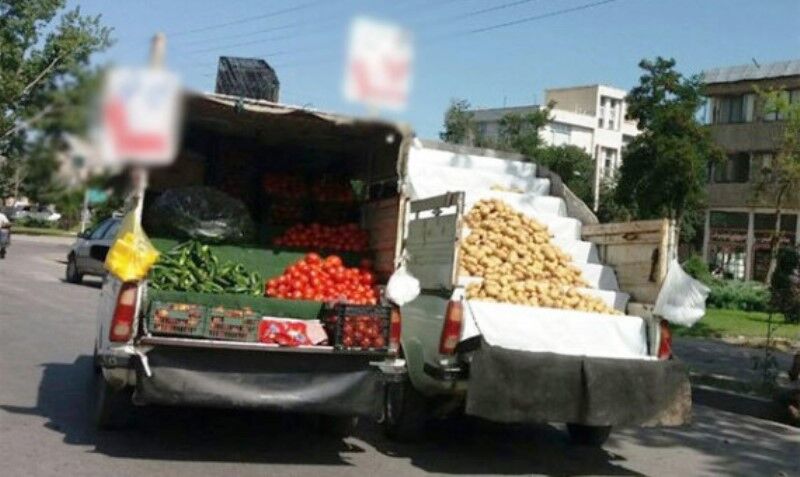 200 میوه‌فروش سیار در شمال خرم‌آباد ساماندهی شدند