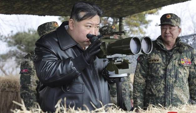 نظارت رهبر کره‌ شمالی بر اولین مانور تاکتیکی شبیه‌سازی ضدحمله هسته‌ای
