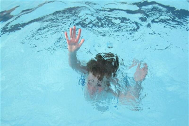 کودک ارومیه‌ای در استخر آب باغ غرق شد