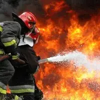 آتش‌سوزی انبار لوازم خودرو در بلوار توس مشهد اطفا شد