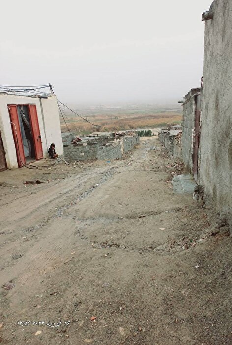 نبود تیر برق در محله‌ای از روستای اوغلی تبریز