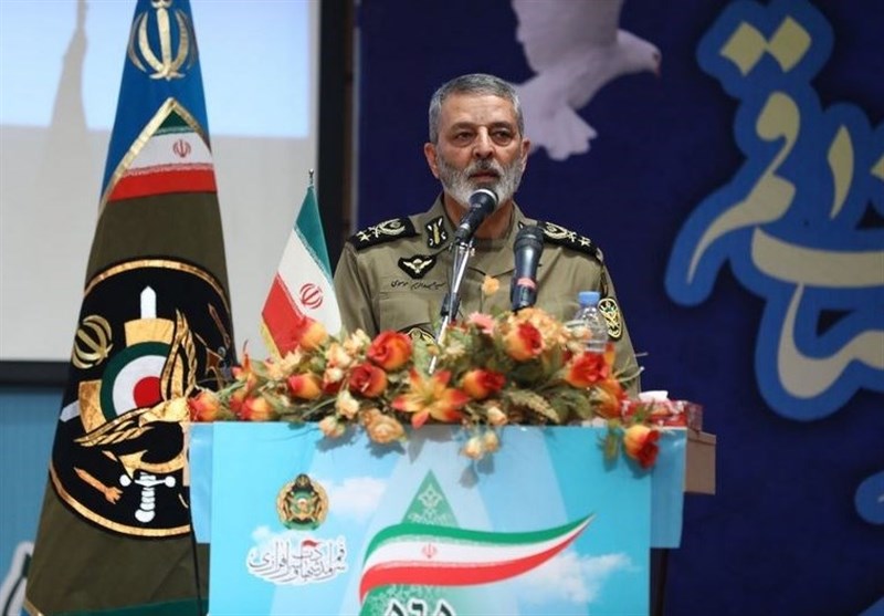 فرمانده کل ارتش: ایران هر کجای رژیم صهیونیستی را لازم باشد و بخواهد موشک می‌زند