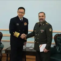 تاکید وزرای دفاع ایران و چین بر گسترش روابط نظامی
