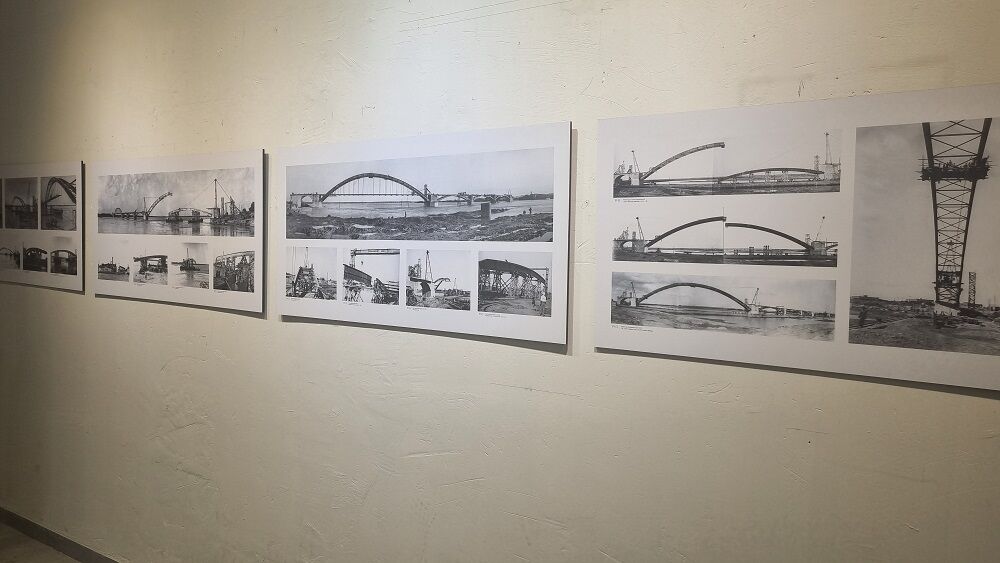 تصاویری از برگزاری نمایشگاه عکس تاریخی «پل سفید اهواز»