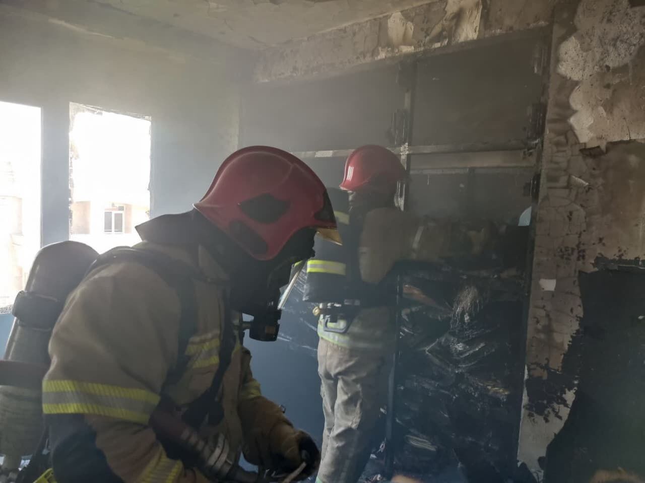 آتش‌سوزی گسترده کارگاه مبل‌سازی در بجنورد