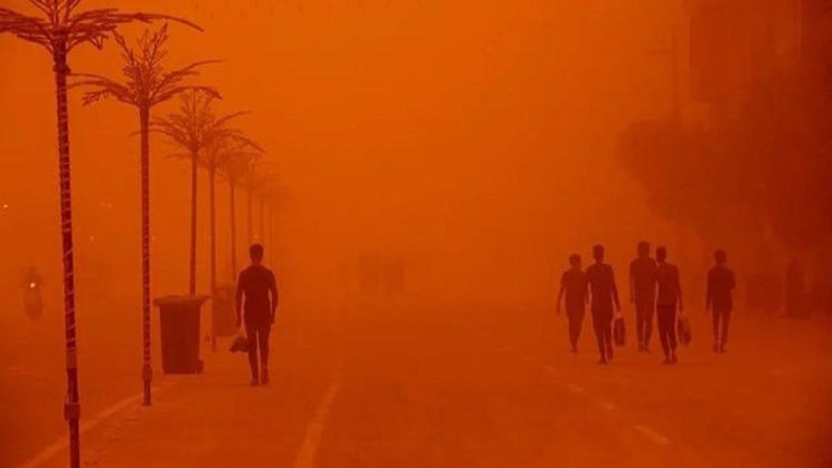 مراجعه بیش از 1000 خوزستانی به بیمارستان‌ها در پی گرد و غبار امروز