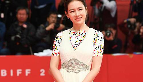 14 لباس شیک و مجلسی زیباترین زن کره‌ای