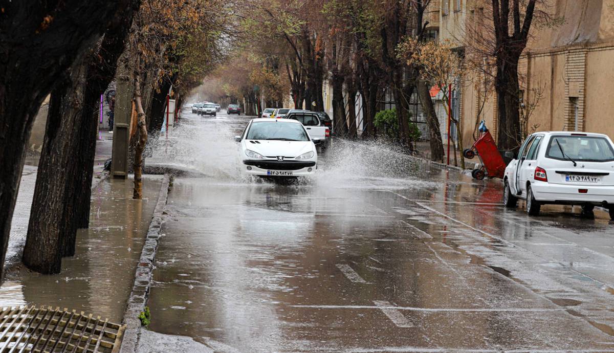 بارش باران در بیشتر استان‌ها