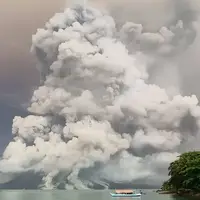 فوران آتشفشان کوه 