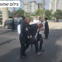 عکس/ درگیری پلیس رژیم صهیونیستی با یهودیان حریدی