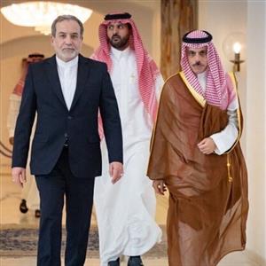 وزیر خارجه عربستان، عراقچی را در جریان توافق دفاعی اخیر با پاکستان قرار داد