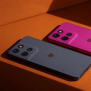 موتورولا از ۲ گوشی خوش‌قیمت با امکانات مناسب رونمایی کرد