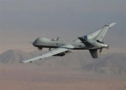 لحظه انهدام پهپاد MQ-1 آمریکا در آسمان تنگه هرمز توسط سپاه