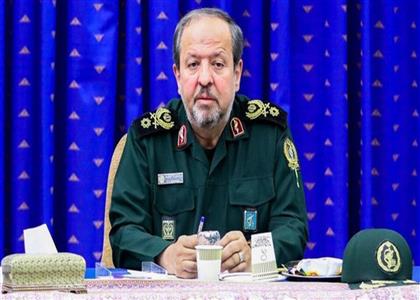 سرپرست وزارت دفاع: موشک ایرانی معادله را تعیین میکند نه بمبهای آمریکا