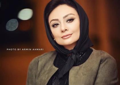 تیپ «یکتا ناصر» با کت و دامن در اکران فیلمش با انتقاد روبهرو شد
