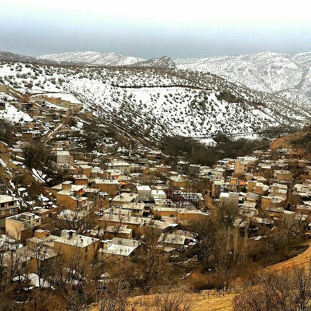 روستاي قوري قلعه ...غار آبي قوري قلعه ...شهرستان پاوه..استان کرمانشاه