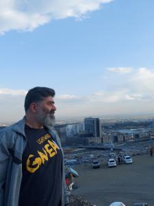 بام تهران...