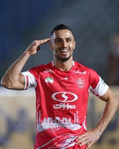 به امید برد تیم محبوبم پرسپولیس 