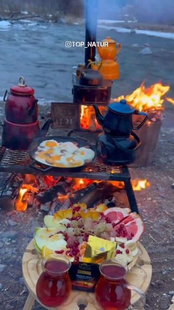 عصرانه زیبا در سرمای زمستان ☝️