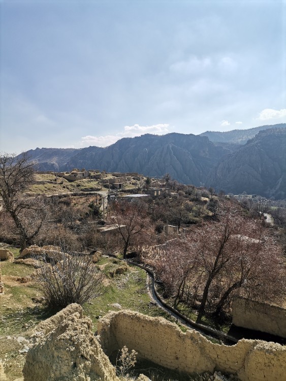 نمایی زیبا از روستای قدیم  جویجان جاوید نورآبادممسنی 