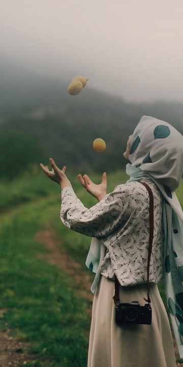 از حالت پاییزی چشمان تو پیداست🍂🍂🍂🎶🌨️🎶🌨️