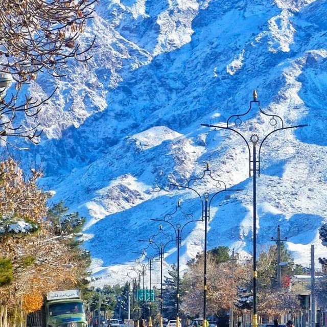 آدمها
ساعت شنی نیستند که
سر و تهشان کنی