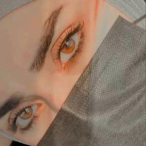 تَنها شادیِه‍ زِندِگیم‍ اینِه‍ کِه‍ هیچکَس نِمیدونِه‍ غمگینم