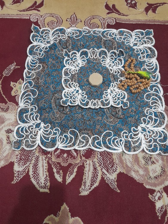 پناهنده ایم از هجوم غم ها به آغوش خدا🤗🩶💔