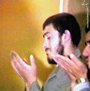 گفتم : نگرانتیم انقدر موقع اذان توی جاده نزن کنار چند دقیقه