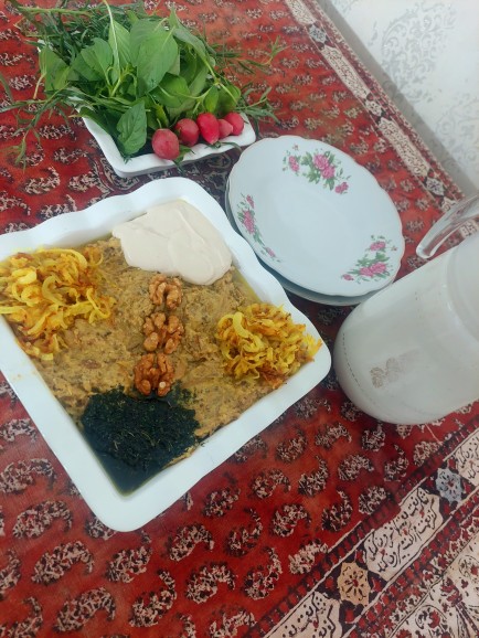 خانه ی مهتاب بانو،حوالیِ کشک بادمجان...