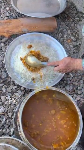 بفرمایید دوستان گلم 😅پیشاپیش عید قربان مبارک 🐏🐑