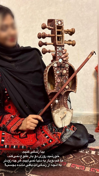 کپشن......🤌🙂