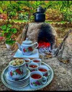 سلام روزتون بخیر مهربونا 🌹🌹