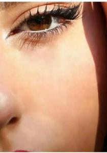 به خودت قول بده آنقدر قوی باشی که نگذاری هیچ چیزی
