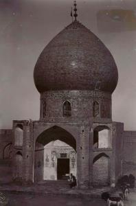 حرم امام حسین حدود ۲۰۰ سال پیش

تصویری از مراسم روز تاسوعا 