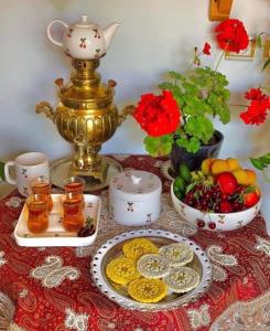 عصر‌تون شیرین و دلچسب  🍰☕️