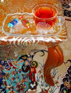 مهم اینه خیرت به کسی برسه اگرنه هرچی داری برای خودت داری...
