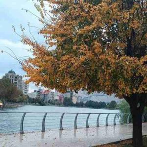 اینم دریاچه زیبای کیو شهر خرم آباد 