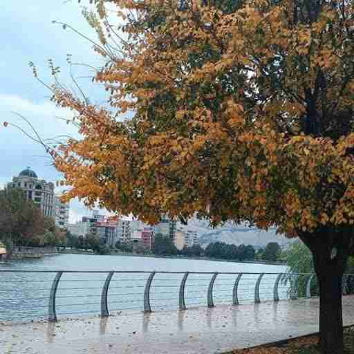 اینم دریاچه زیبای کیو شهر خرم آباد 